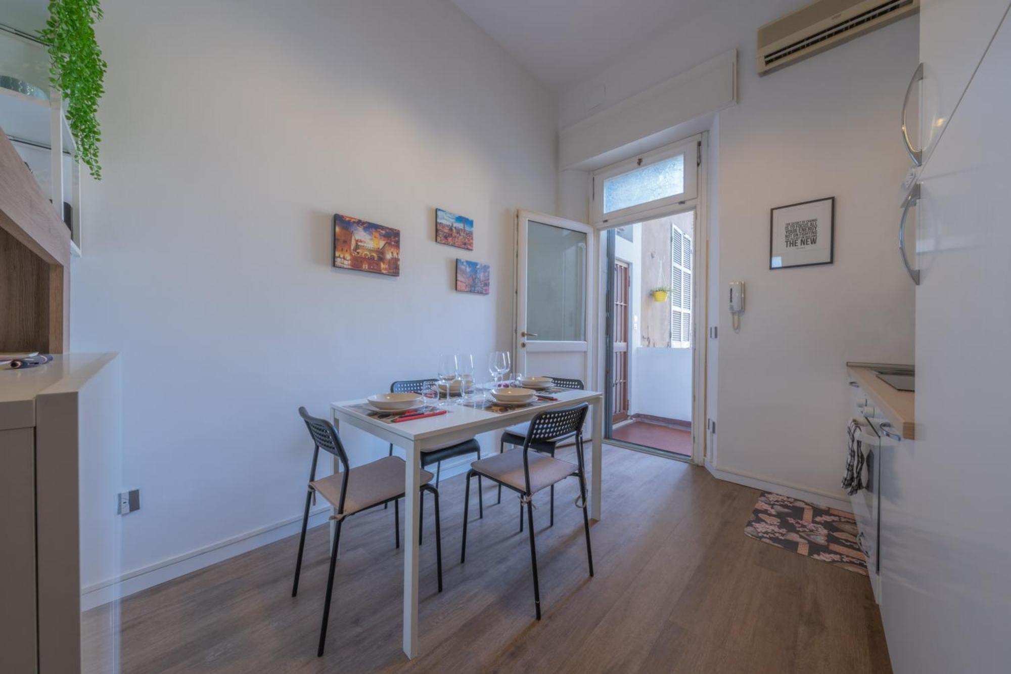 Suite In The Center Of Bologna Exteriör bild
