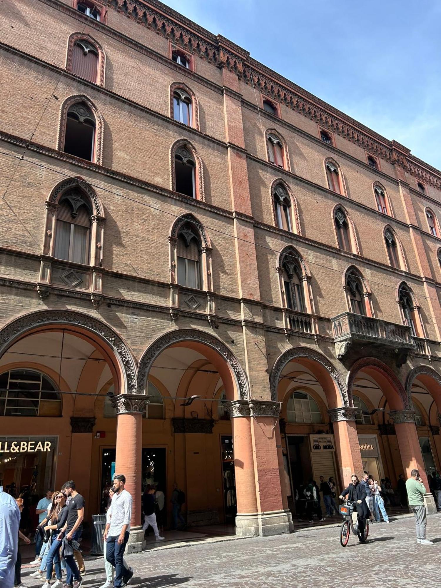 Suite In The Center Of Bologna Exteriör bild